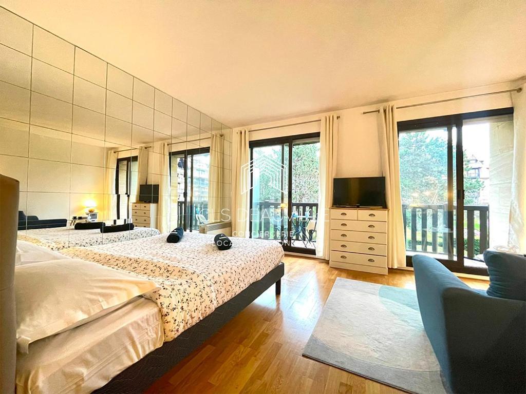 Studio 1 Gainsbourg C.L.S Deauville Luaran gambar